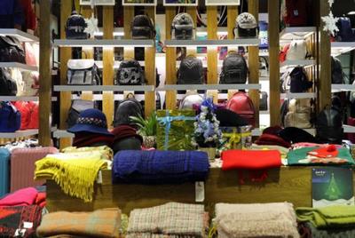 農村小伙網上開店經營家居用品,年銷售額竟達千萬元?